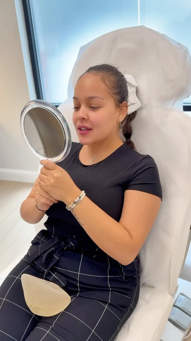 This beauty just hit her lip goal after 2 sessions! Going forward she will be in her maintenance 👩‍🔧 phase.

#KS #medspa #lips #lipgoals #phillymedspa #lipaugmentation #lipinjections #lipfiller #lips #instalike #instagood