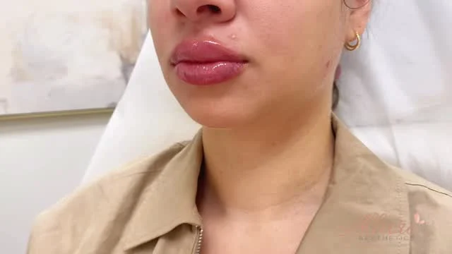 💋 If you’re talking juicy, bold, and beautiful—this is it. Our lip filler results are all about enhancing your natural shape while giving you that perfect, plump finish. ✨
