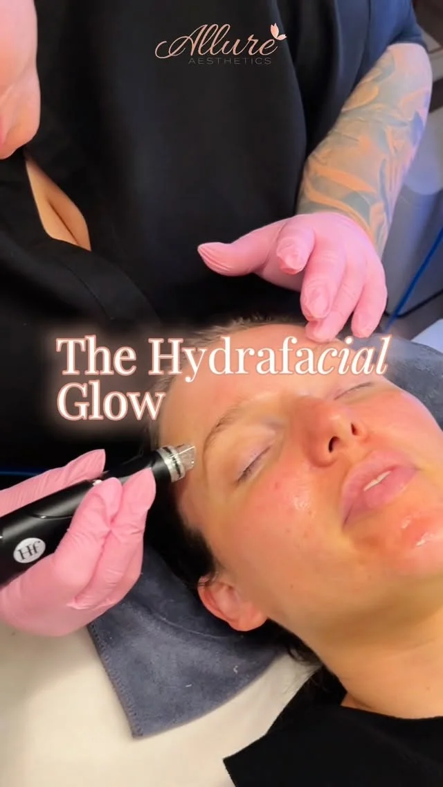 The Hydrafacial Glow. Not your average facial, this treatment deeply cleanses, extracts, and infuses medical-grade hydration for instantly smoother, brighter, and healthier skin. ✨ Experience the glow everyone’s talking about - because this isn’t just skincare, it’s skin transformation. 💧